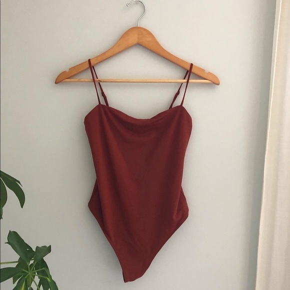Aritzia Babaton Contour Straight Neck Cami Bodysuit - Picture 5 of 5